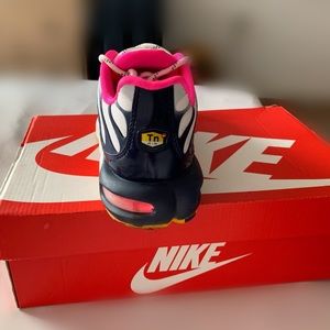 Womens air max plus prm